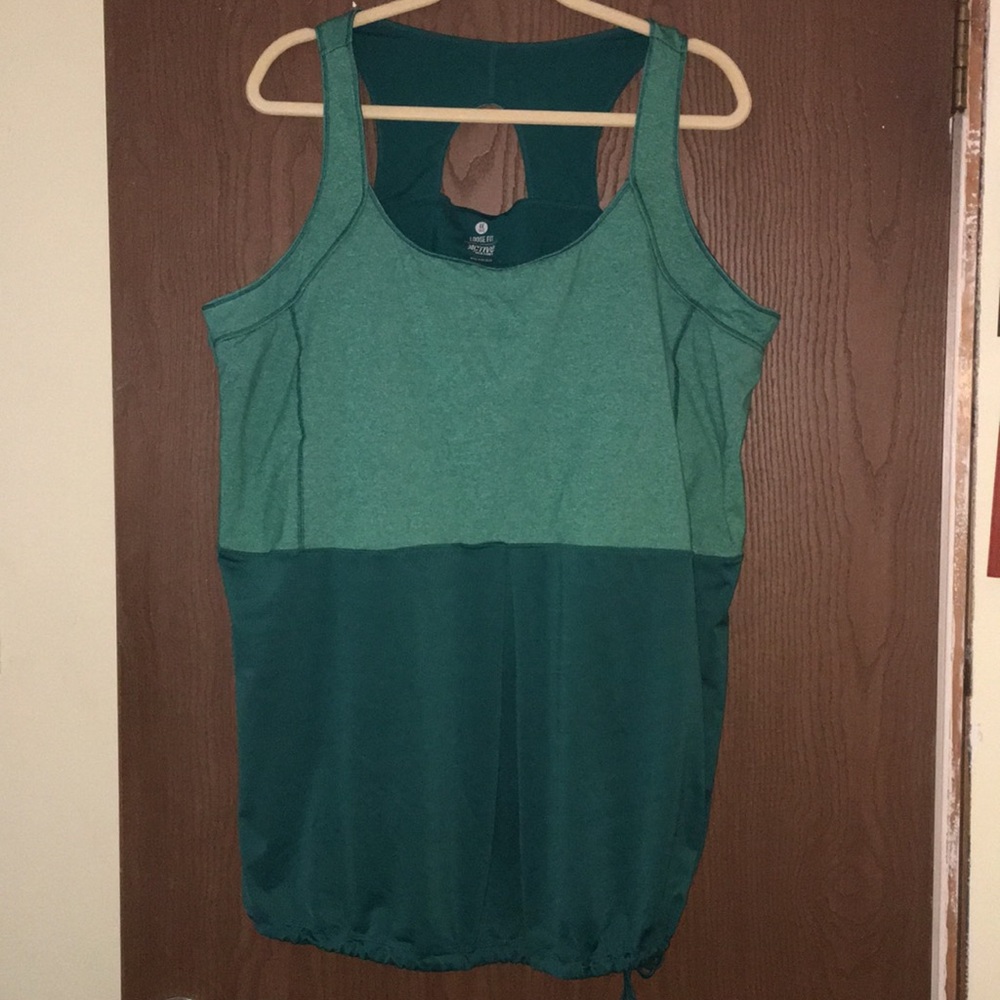 Old navy plus size 4x workout top